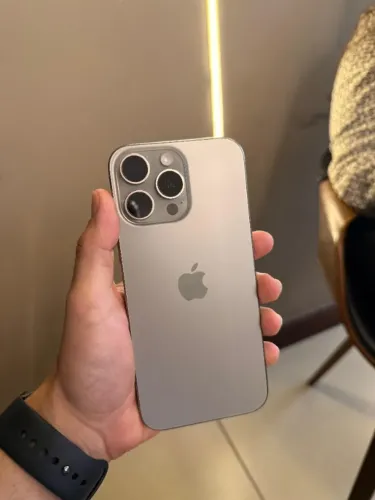 iphone 16 pro max, 256gb, natural titanium, 100% bateria, 6 meses de uso