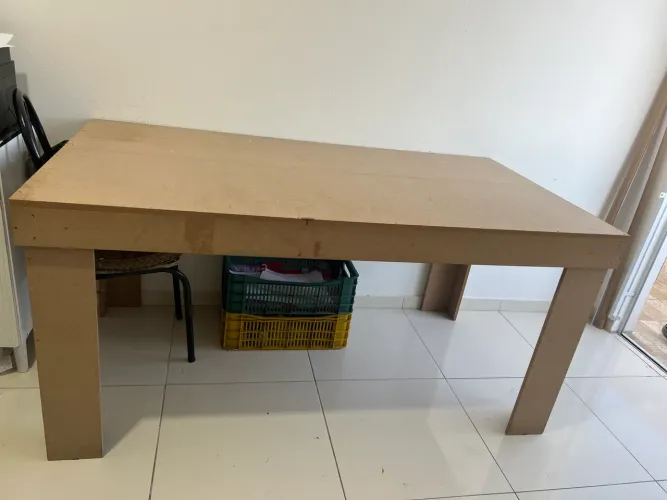 Mesa grande MDF 1,70 x 0,90 (bancada de produção / artesanato)