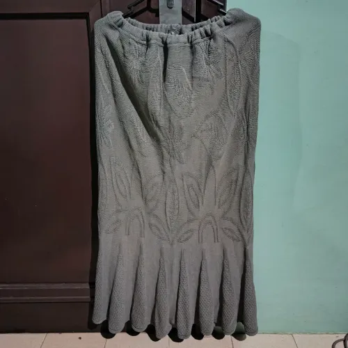 saia de lã cinza m