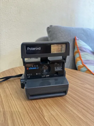 câmera polaroid 636 closeup 