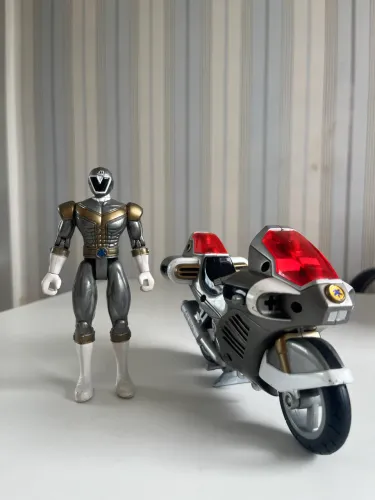 Power rangers Prata boneco e moto Resgate