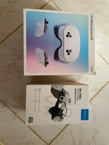 VENDO META QUEST 3s COM ACESSÓRIO BATERIA EXTRA !!