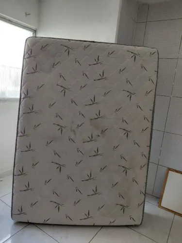 Colchão de Casal Usado Boas Condições Fofinho!