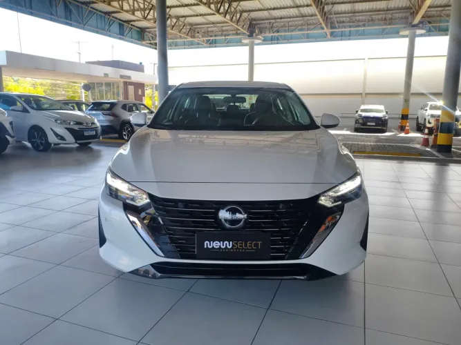 Nissan Sentra Advance 2.0 16V Aut. 2025