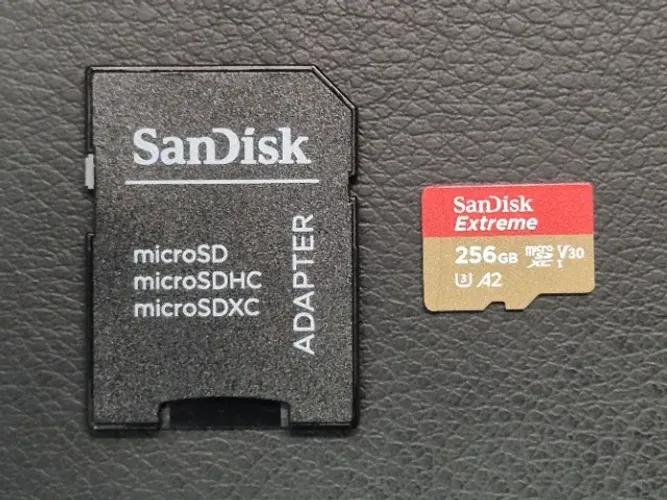 Cartão de Memória SanDisk Extreme 256GB microSDXC U3 V30 A2 Original