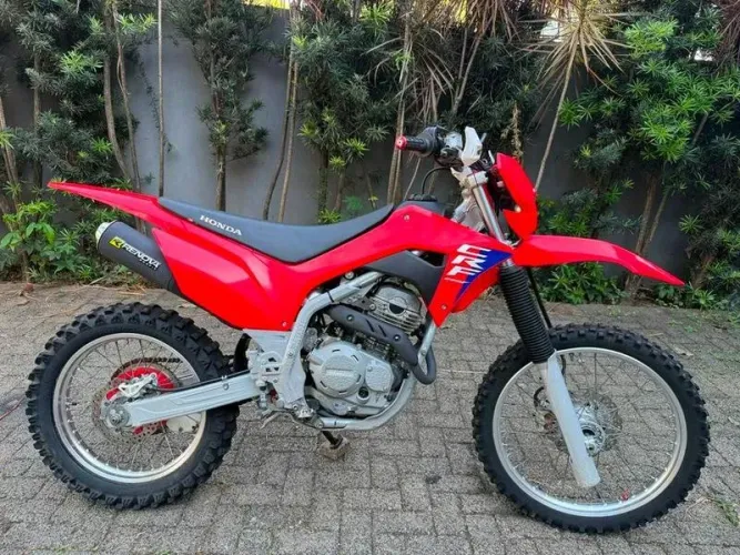 HONDA CRF 250 F 2025