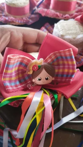Tiaras Juninas 