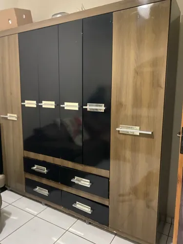 Excelente Guarda Roupa 6 Porta