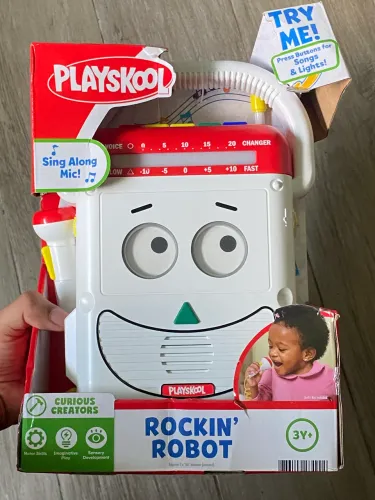 Mr Mike Rockin Robot Playskool - Walmart Exclusive - Toy Story Parecido