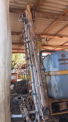 Vende bomba de passar veneno  hidráulica 
