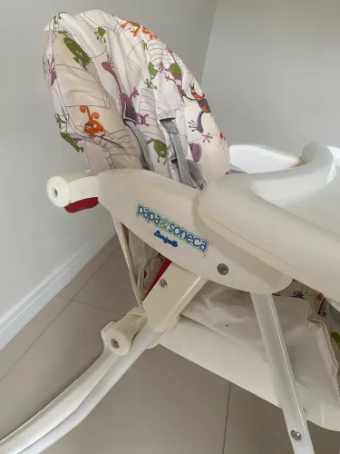 Cadeira de Refeição Bebê Burigotto Bon Appetit Monstrinhos