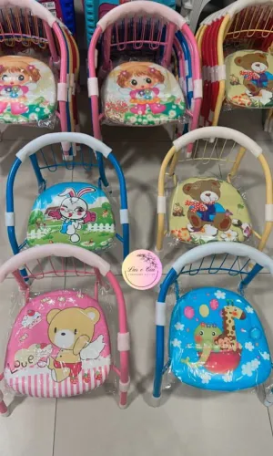  Cadeira Infantil com Apito