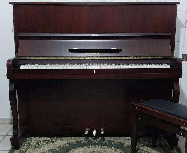 Piano Fritz Dobbert FD126 1970 Reformado