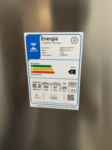 Geladeira com 4 meses de uso