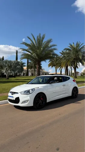 Hyundai Veloster 1.6 16V 140cv Aut. 2013