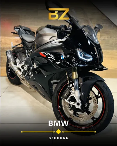 BMW S1000RR - Baixo Km - Impecável