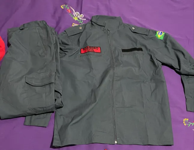 Uniforme e acessórios para Bombeiro