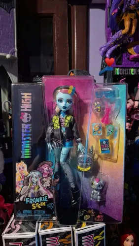 Monster high Frankie Core Refresh