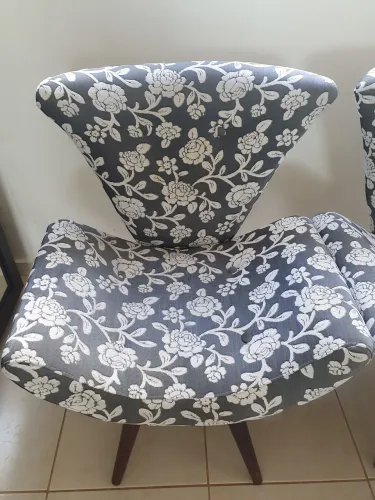 Cadeira estofada