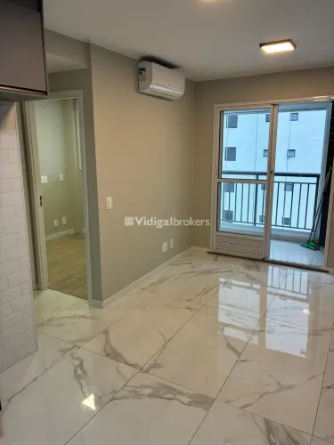 Apartamento com 47 m², 2 quartos sendo 1 suíte para alugar no bairro Pompéia.