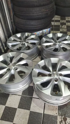 Rodas aro 15 Onix plus 