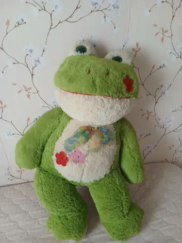 Sapo de pelucia
