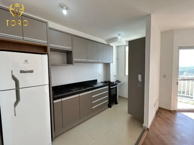Apartamento Localizado ao lado da Av Carlos Borges semi-mobiliádo no 3 andar possui 54,00