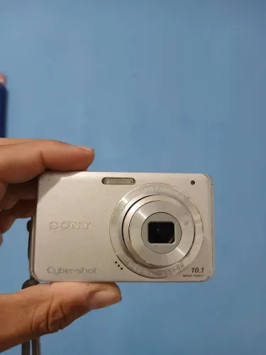 Câmera digital Sony 10.1 mp w180 leia a descrição