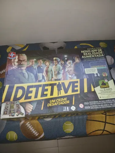 Jogo de tabuleiro - Detetive (veja o anúncio)