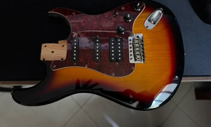 Corpo de Guitarra em Alder Tagima T736S
