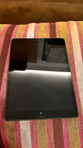 iPad 9 Geração 64GB + Apple Pencil