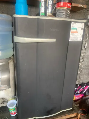 Vendo frigobar 