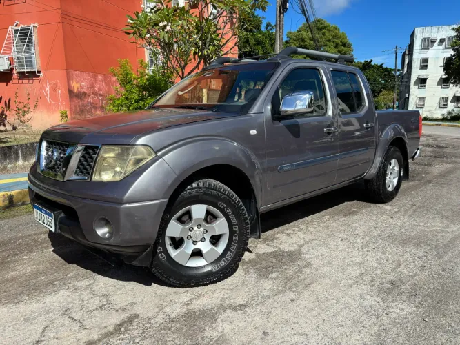 Nissan Frontier LE CD 4X4 2.5 TB Diesel Aut. 2009