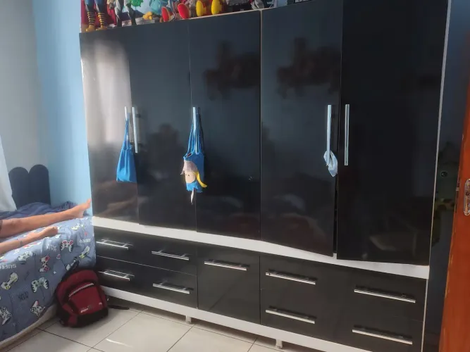 Guarda roupa grandes