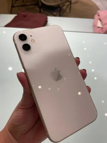 IPHONE 11 128GB Modelo: iPhone 11 - 128 GB