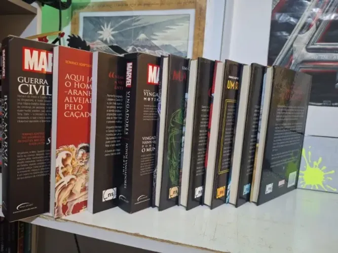 lote livros marvel (novo século)