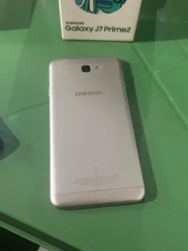 Vende-se celular