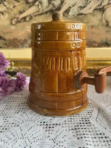 Decorativo barril decorativo de cerâmica esmaltada da marca Velho Barreiro VAZIO 20CM