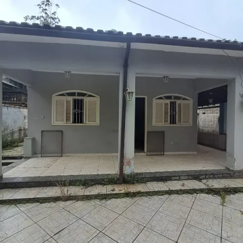 Casa Ipiabas, Barra do Piraí. Barato. Precisa de reforma