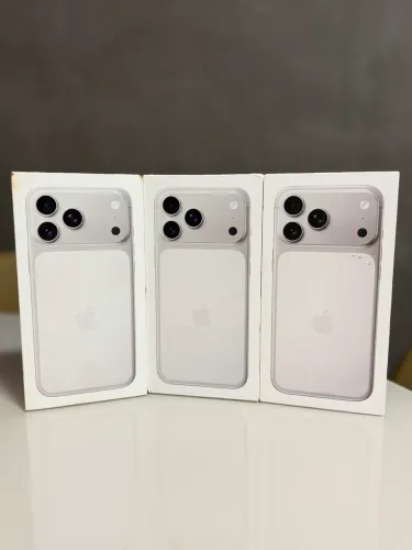 iPhone 17 pro Max 256gb Silver