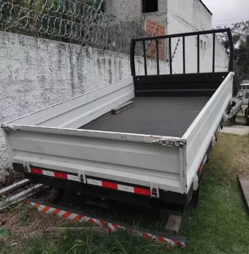 Carroceria de ferro para HR
