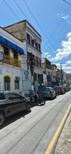 ANGRA DOS REIS CENTRO ALUGA IMÓVEL COM  120 M2 RUA DA CONCEIÇAO