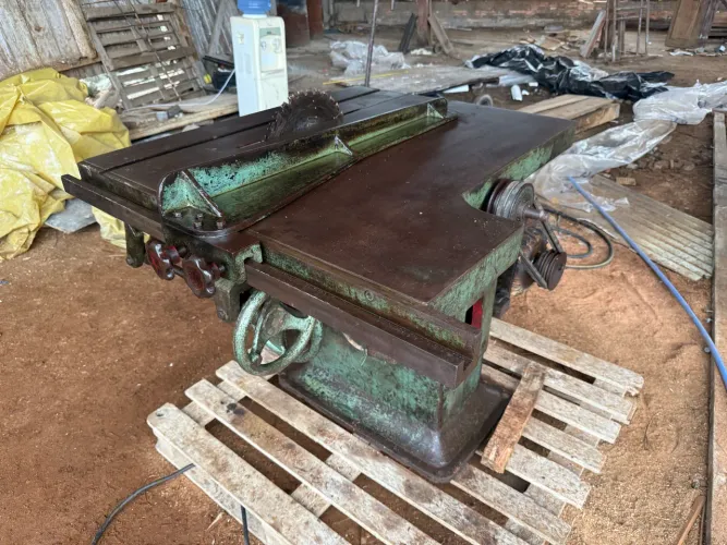 Vendo serra circular industrial Omil
