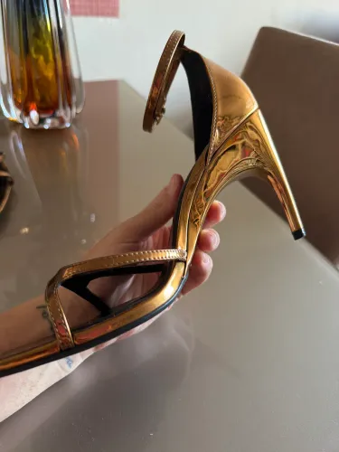 Sapatos