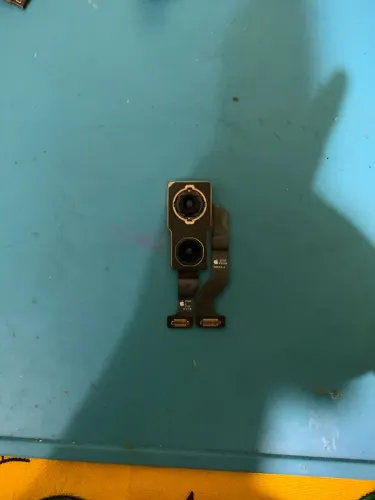 Conjunto câmeras traseira iPhone 11