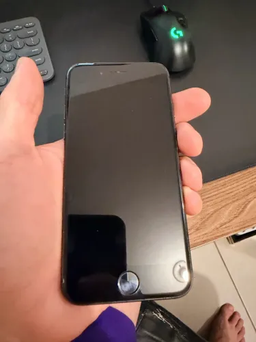 IPHONE 8