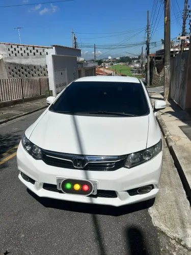 Honda Civic Sedan LXR 2.0 Flexone 16V Aut. 4P 2014