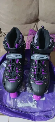 Patins Novo do 37-40 aceita cartão de crédito.