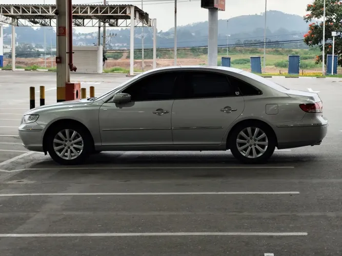 Hyundai Azera GLS 3.3 V6 24V 4P Aut. 2009