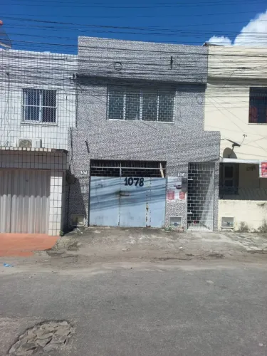 Vendo Casa Duplex Individualizada no Carlito Pamplona.